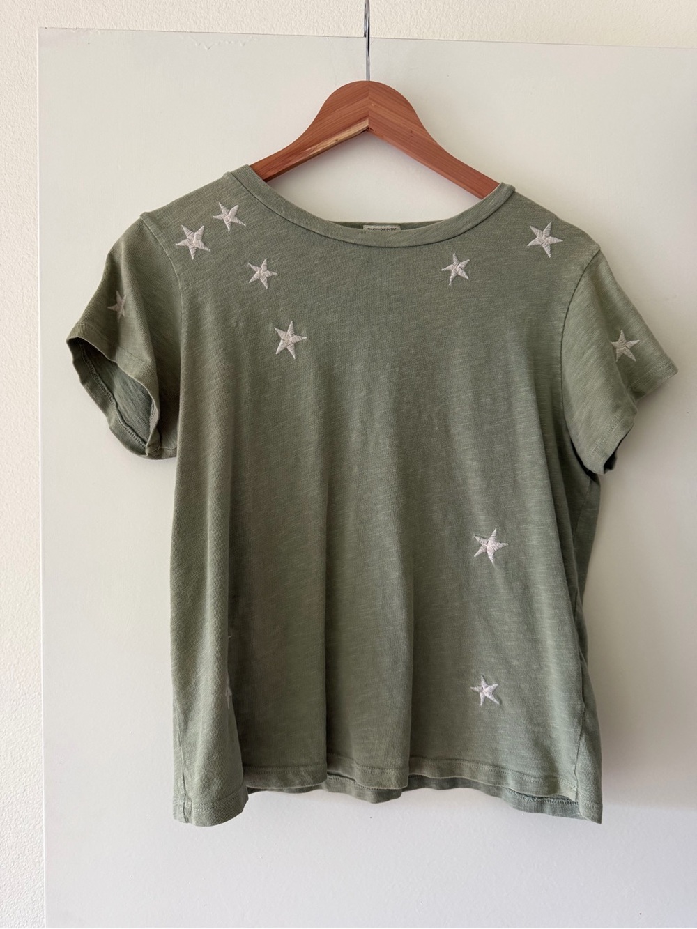 MOTHER Olive Green Short Sleeve Tee with White Star Embroidery ✨